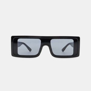 UV400 Polycarbonate Frame Rectangle Sunglasses in Black